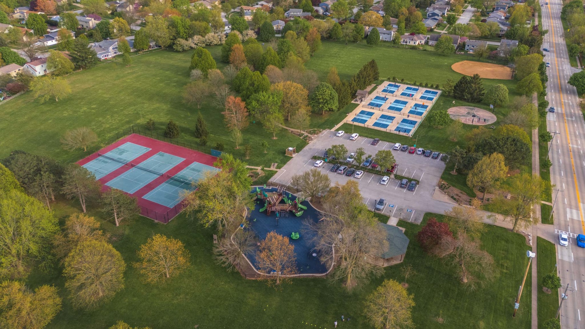 1102 Andover Road Bloomington, IL 61704 - Photo 53 of 58 Gallery Image 53