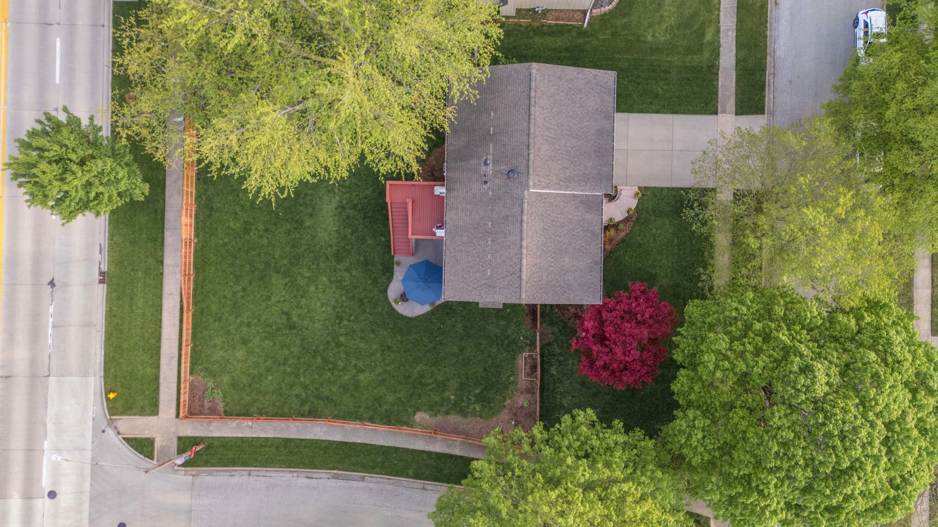 1102 Andover Road Bloomington, IL 61704 - Photo 9 of 58 Gallery Image 9