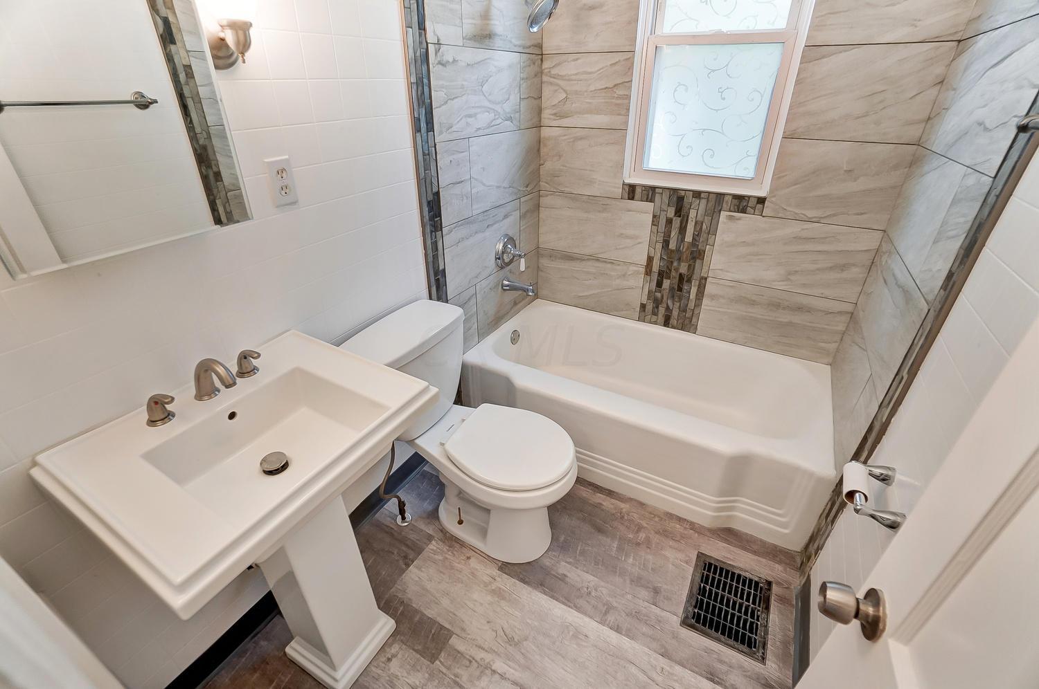 355 Demorest Road Columbus, OH 43204 - Photo 23 of 41 Gallery Image 23