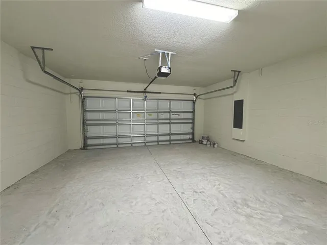 a view of a garage