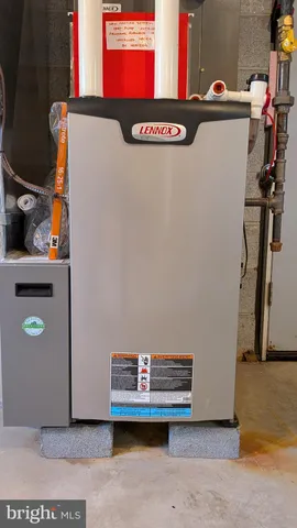 a view of utility room