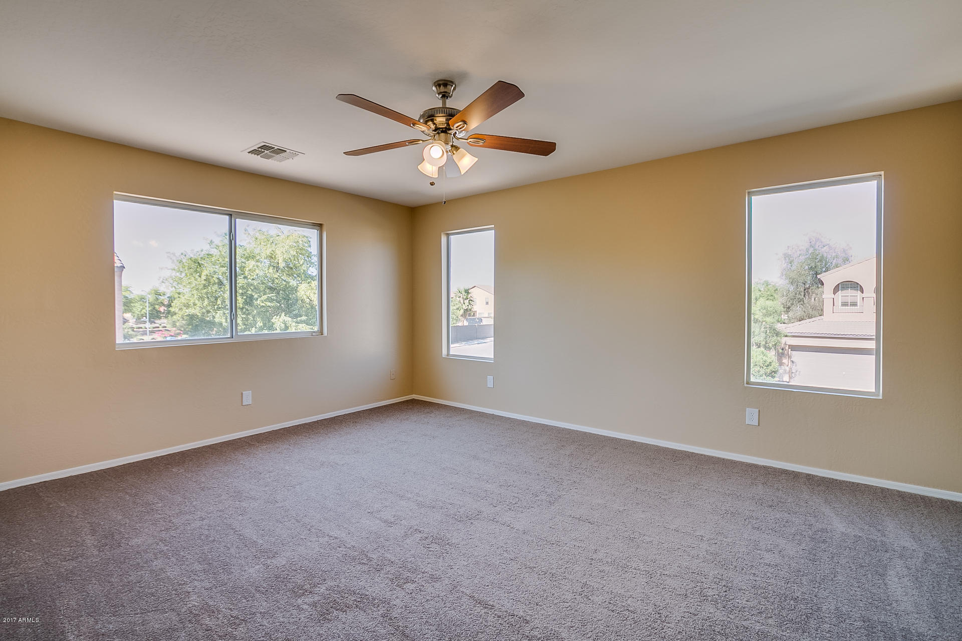 3810 West Shumway Farm Road Phoenix, AZ 85041 - Photo 14 of 16 Shumway-38
