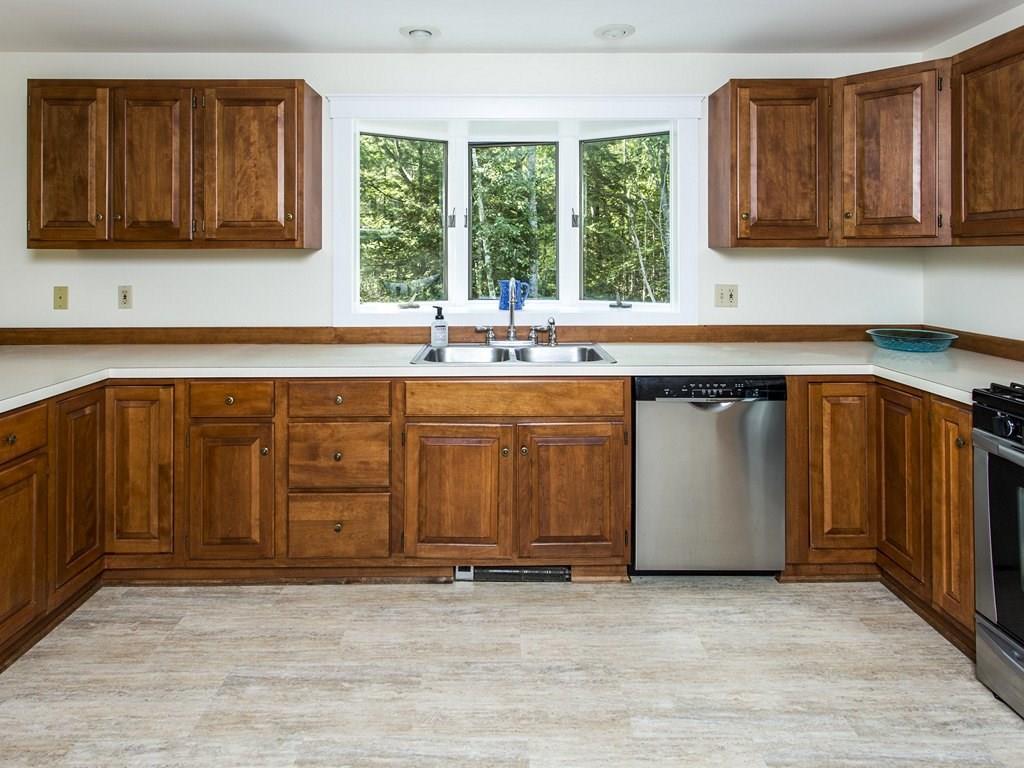 5 Willow Ridge Lane Boothbay, ME 04537 - Photo 13 of 31 Photo