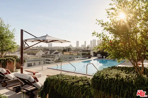 $6,450,000 | 9200 Wilshire Boulevard, Unit 506W, Beverly Hills, CA 90212