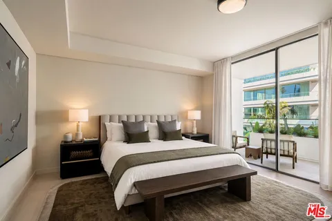 $6,450,000 | 9200 Wilshire Boulevard, Unit 506W, Beverly Hills, CA 90212