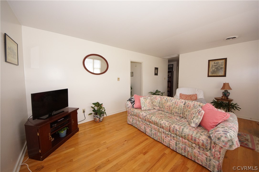 9094 Atlee Road Mechanicsville, VA 23116 - Photo 3 of 18 Gallery Image 3