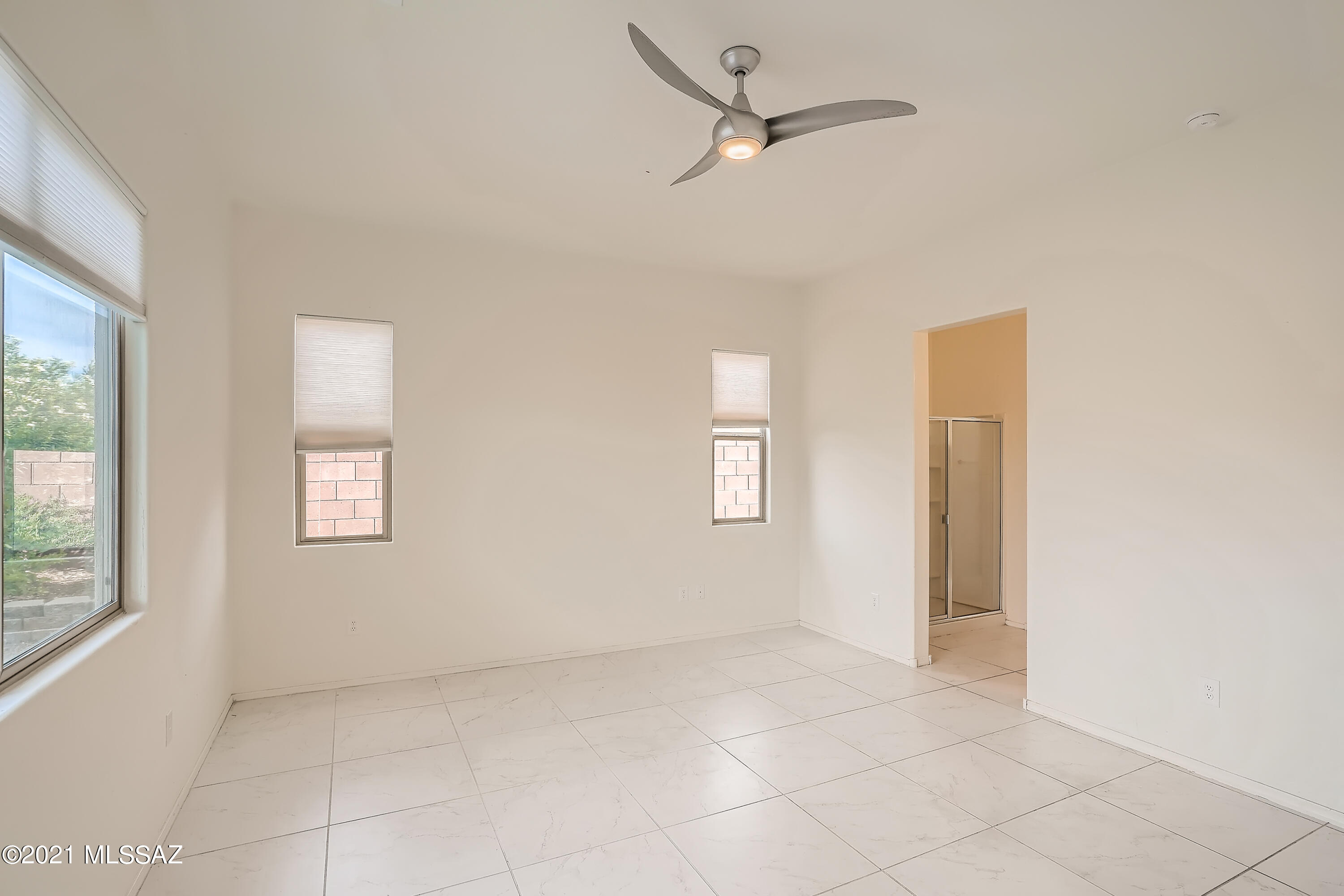 38640 South Running Roses Lane Tucson, AZ 85739 - Photo 14 of 32