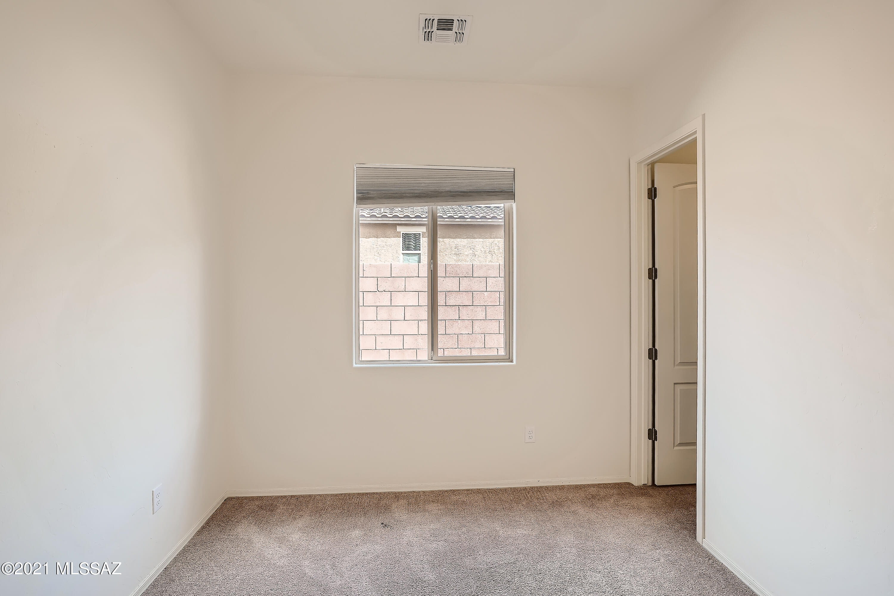 38640 South Running Roses Lane Tucson, AZ 85739 - Photo 19 of 32