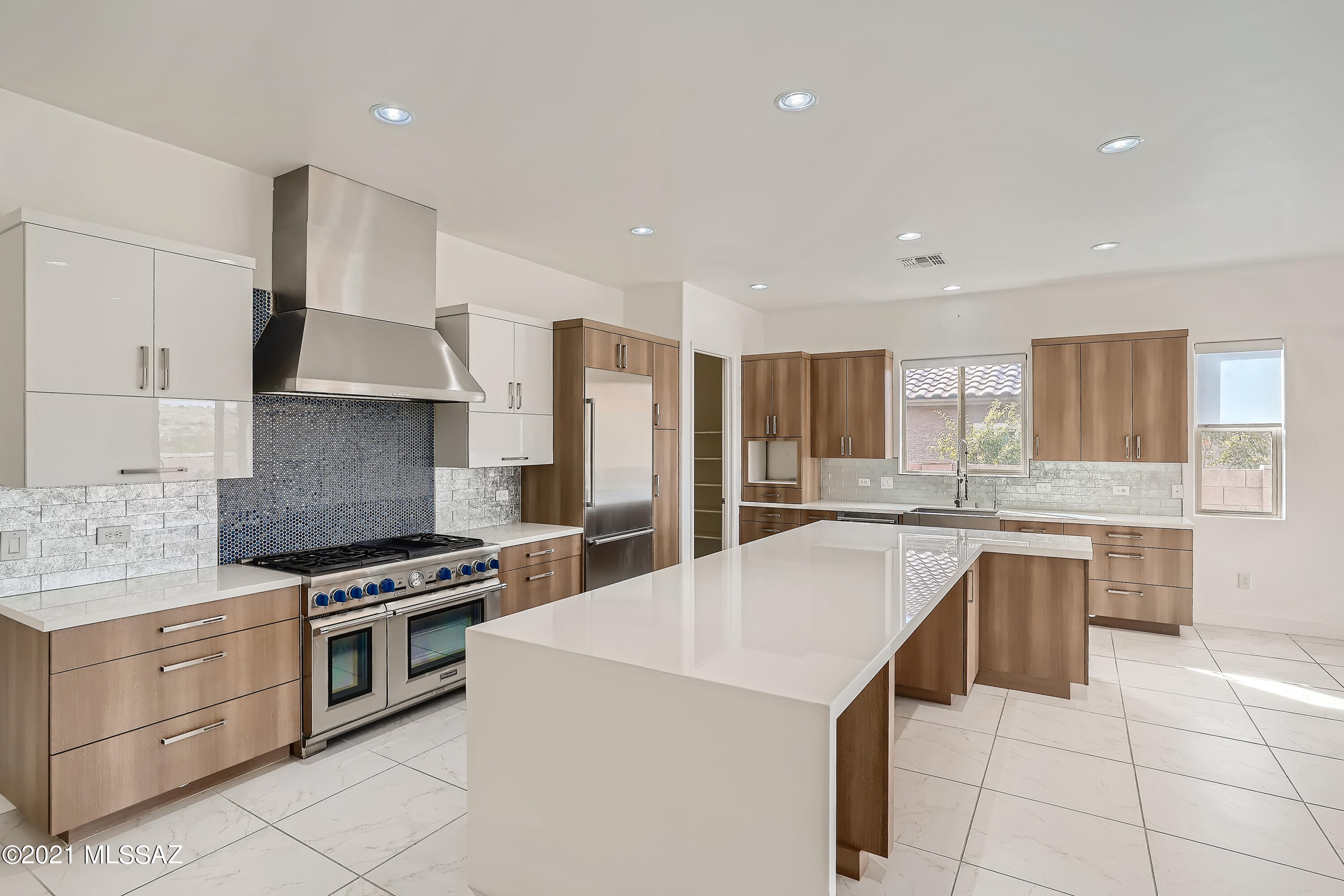 38640 South Running Roses Lane Tucson, AZ 85739 - Photo 9 of 32