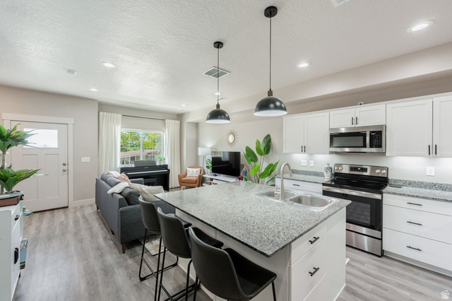 1356 North 250 West Sunset, UT 84015 - Photo 4 of 19