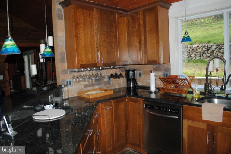 84 Seminole Road Chester Gap, VA 22623 - Photo 2 of 28 Interior (General)