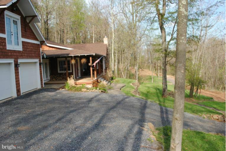 84 Seminole Road Chester Gap, VA 22623 - Photo 11 of 28 Exterior (General)