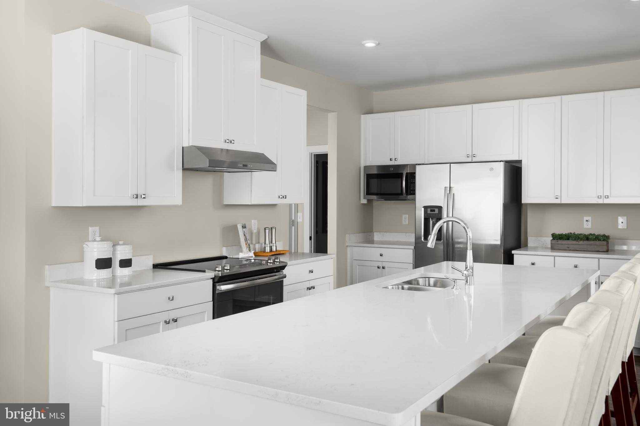 1550 Wallace Way Ranson, WV 25438 - Photo 5 of 18