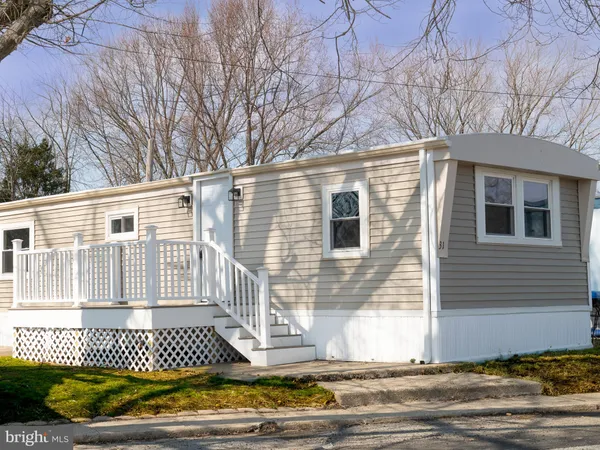 $85,000 | 115 5th Street, Unit 31, Delaware City, DE 19706