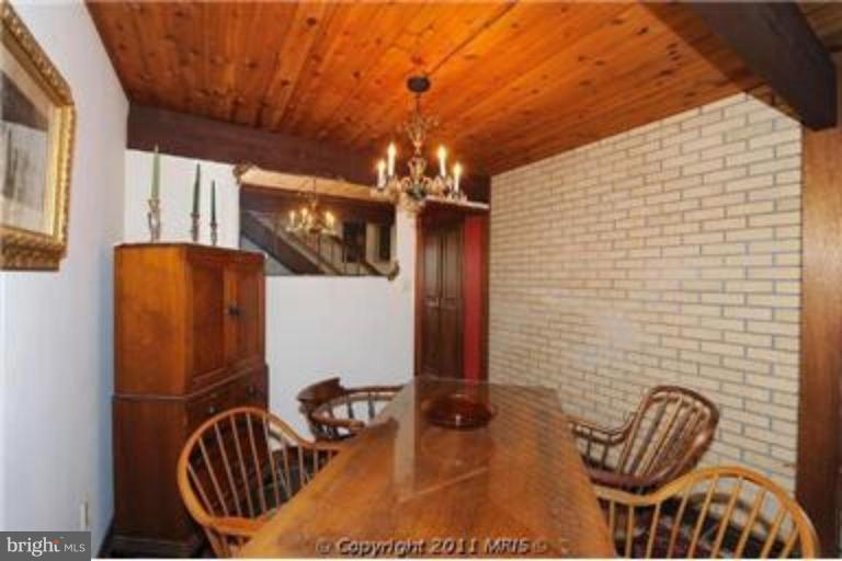 12115 Frederick Road Ellicott City, MD 21042 - Photo 11 of 23 Dining Room