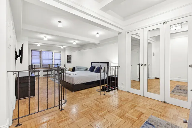 $449,000 | 123 East 37th Street, Unit 1A | Murray Hill