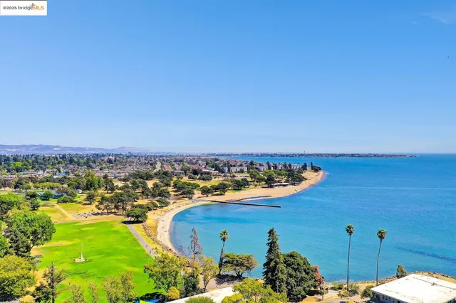 $1,048,800 | 1220 9th Street, Alameda, CA 94501