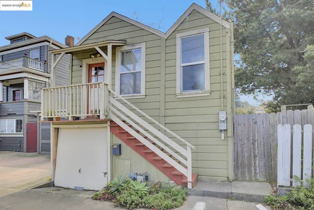 $1,048,800 | 1220 9th Street, Alameda, CA 94501