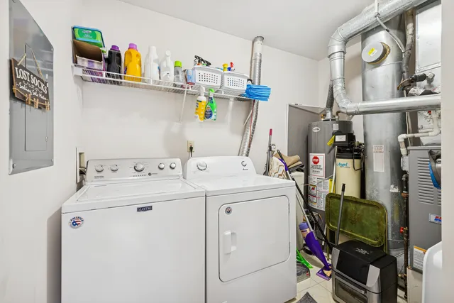 $235,000 | 305 Crestview Drive, Unit D, Wauconda, IL 60084