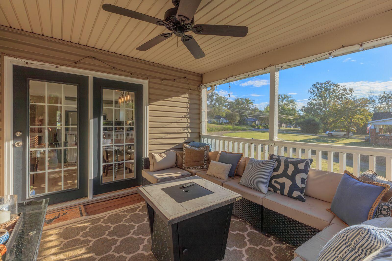 3778 Kellys Ferry Road Chattanooga, TN 37419 - Photo 23 of 32 Back Deck