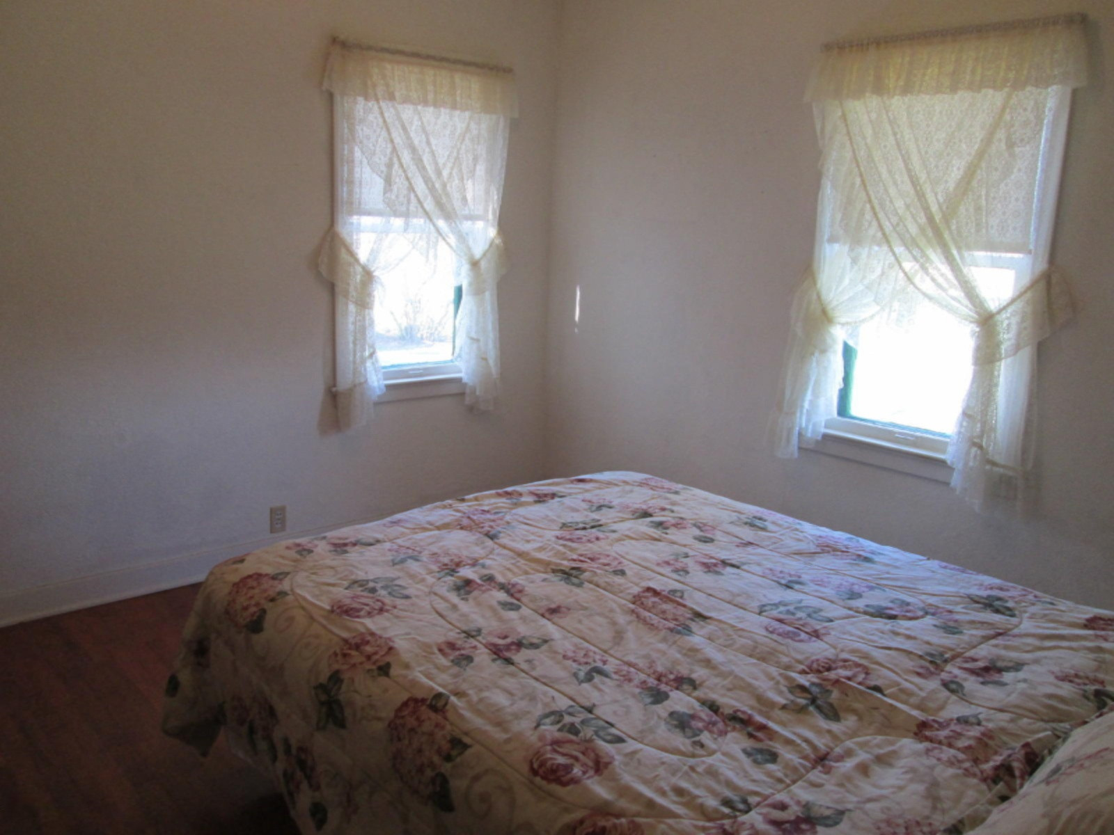 8456 Gray Road Baroda, MI 49101 - Photo 24 of 32 IMG_3595