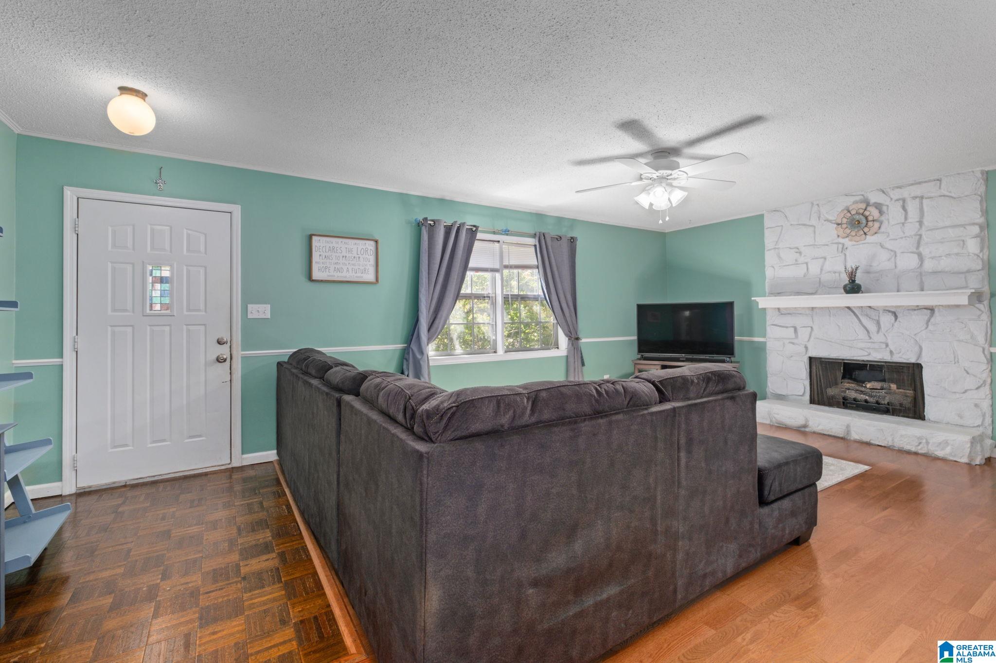 105 Yellowhammer Circle Alabaster, AL 35007 - Photo 6 of 47