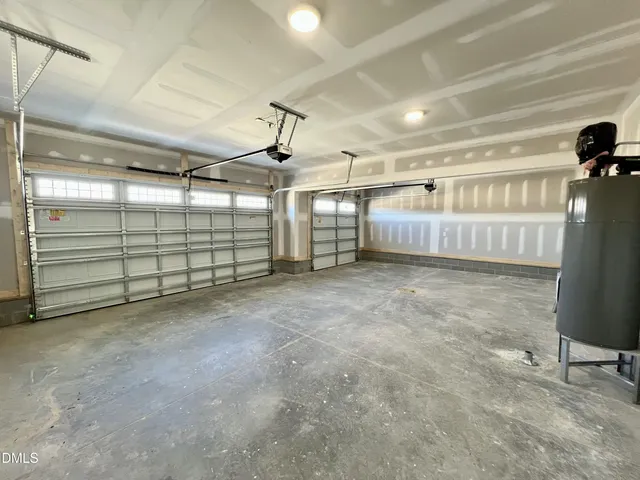 $374,400 | 404 Creeks Edge Drive, Pikeville, NC 27863