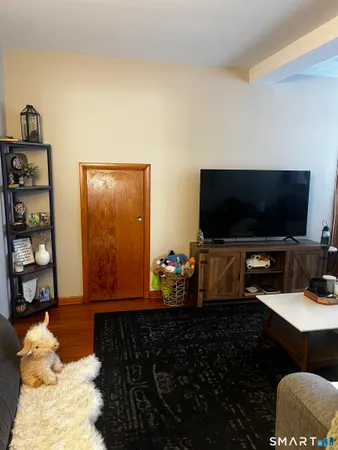 $1,350 | 43 Prescott Street, Unit C, Torrington, CT 06790