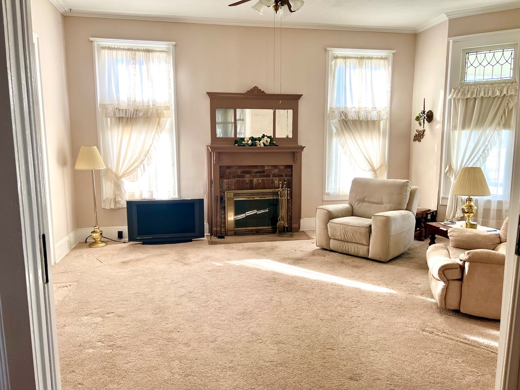 174 Clyde Howell Road Bainbridge, GA 39817 - Photo 10 of 41 View of entrance of family room