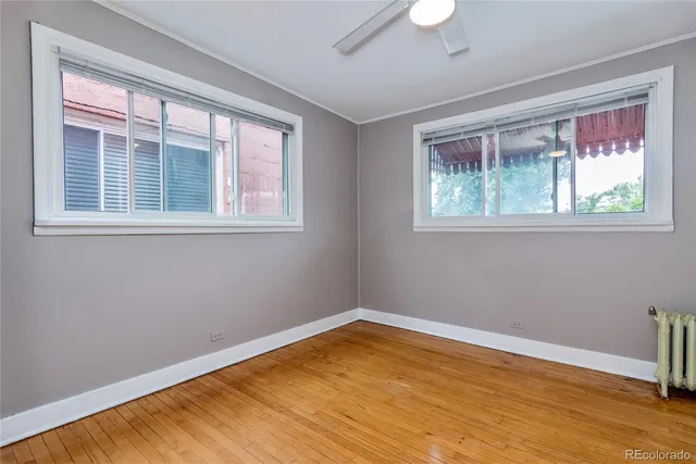 a view of empty room with window