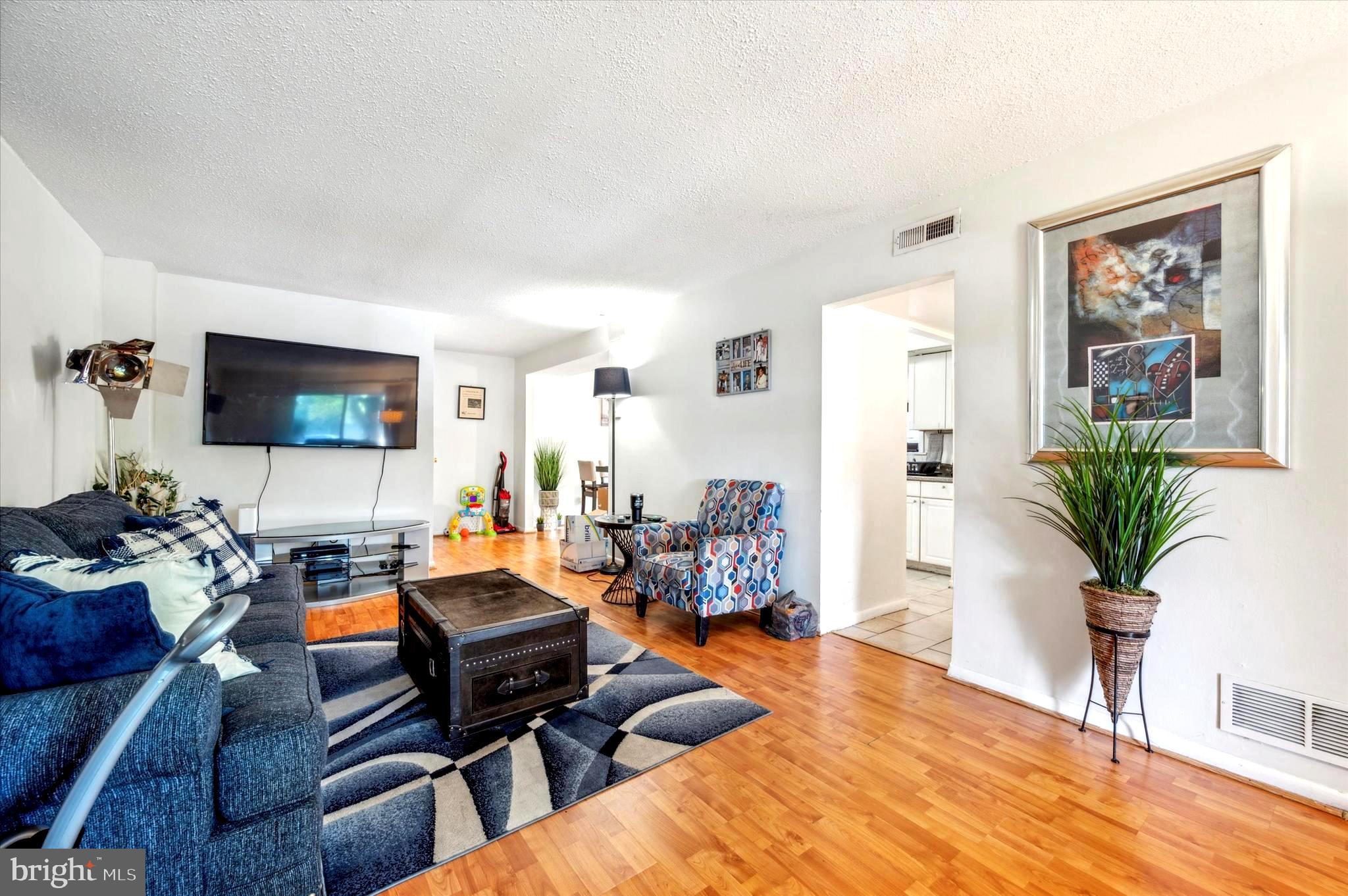 9001 Ridge Avenue, Unit 2 Philadelphia, PA 19128 - Photo 3 of 14 Gallery Image 3