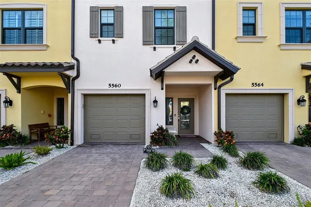 $599,000 | 5560 Cannes Circle, Unit 3106, Sarasota, FL 34231