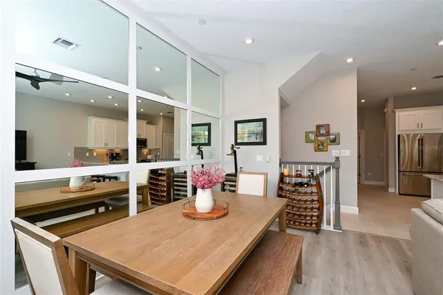 $599,000 | 5560 Cannes Circle, Unit 3106, Sarasota, FL 34231