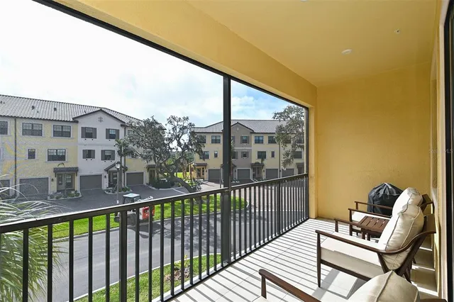 $599,000 | 5560 Cannes Circle, Unit 3106, Sarasota, FL 34231