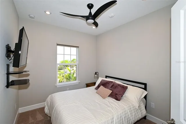 $599,000 | 5560 Cannes Circle, Unit 3106, Sarasota, FL 34231