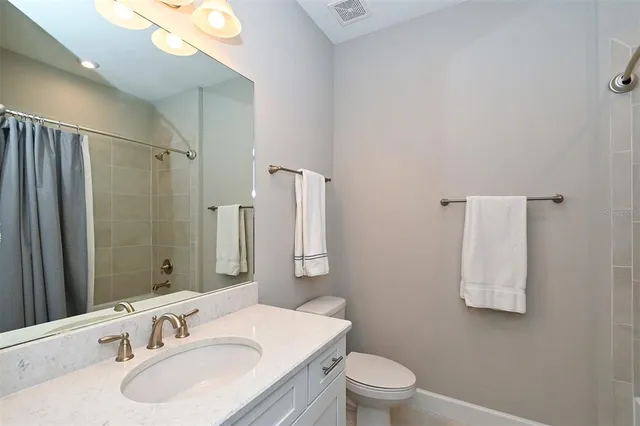 $599,000 | 5560 Cannes Circle, Unit 3106, Sarasota, FL 34231