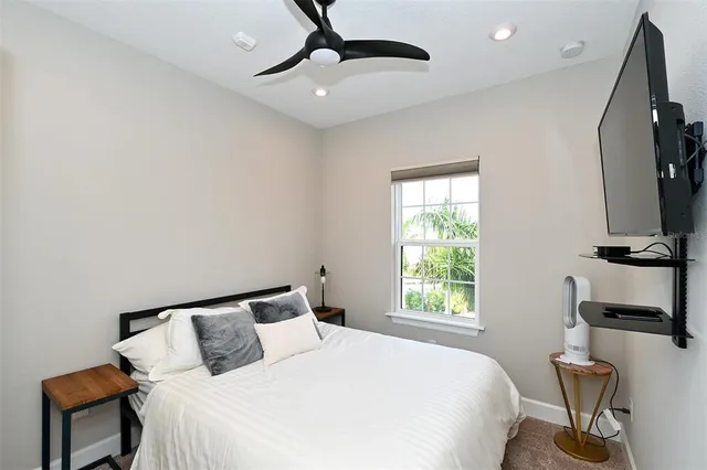 $599,000 | 5560 Cannes Circle, Unit 3106, Sarasota, FL 34231