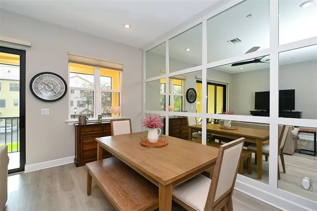 $599,000 | 5560 Cannes Circle, Unit 3106, Sarasota, FL 34231