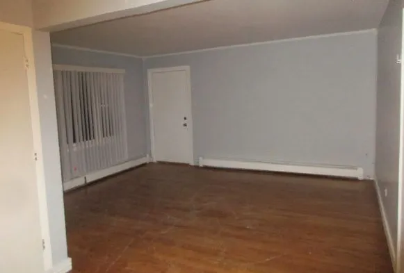 $1,500 | 28 North King Arthur Court, Unit 20, Northlake, IL 60164