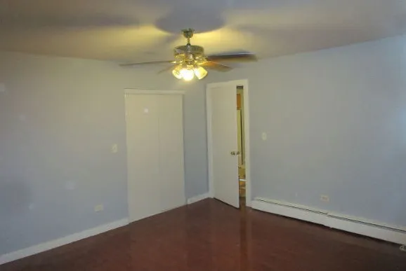 $1,500 | 28 North King Arthur Court, Unit 20, Northlake, IL 60164