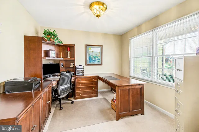 $575,000 | 5940 Huntington Cmns, Enola, PA 17025