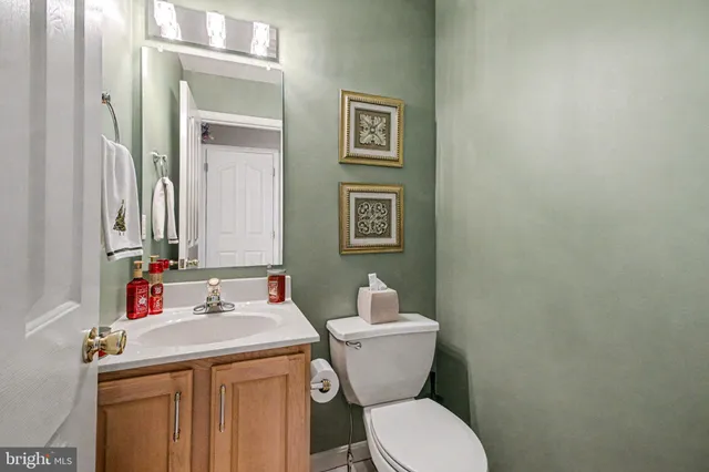 $575,000 | 5940 Huntington Cmns, Enola, PA 17025