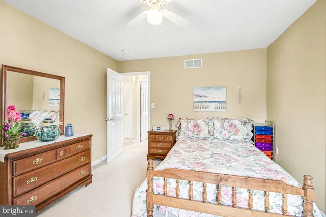 $575,000 | 5940 Huntington Cmns, Enola, PA 17025