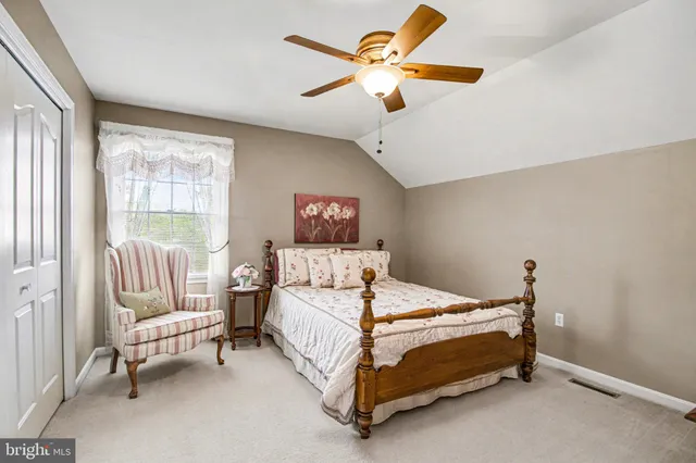 $575,000 | 5940 Huntington Cmns, Enola, PA 17025