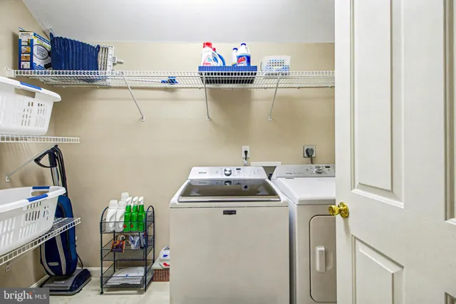 $575,000 | 5940 Huntington Cmns, Enola, PA 17025