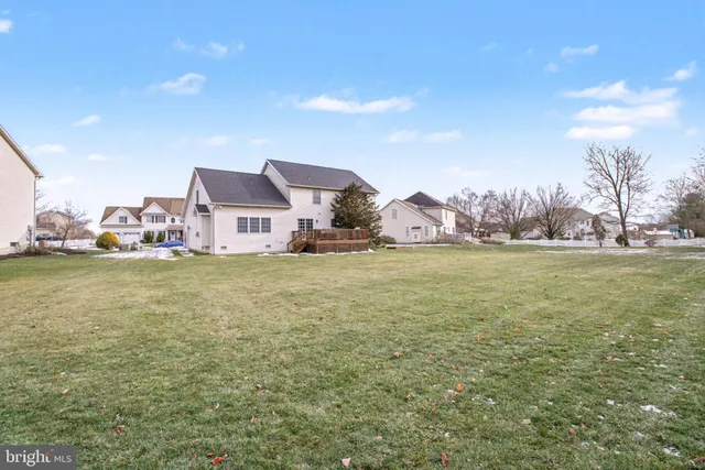 $575,000 | 5940 Huntington Cmns, Enola, PA 17025