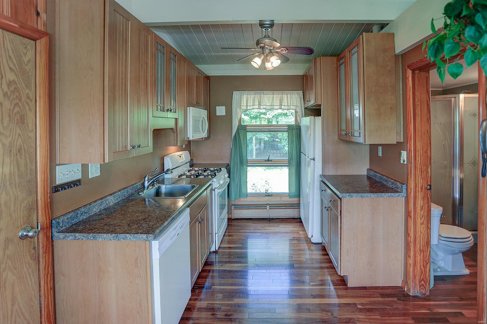 7876 Deer Hill Road Waterloo, IL 62298 - Photo 15 of 48
