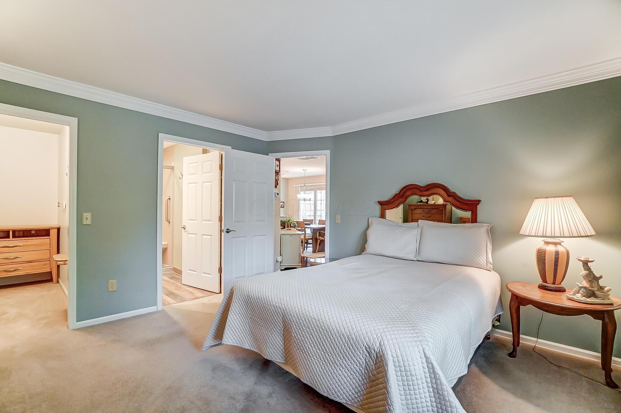 5820 Locbury Lane, Unit R Dublin, OH 43016 - Photo 15 of 29 031