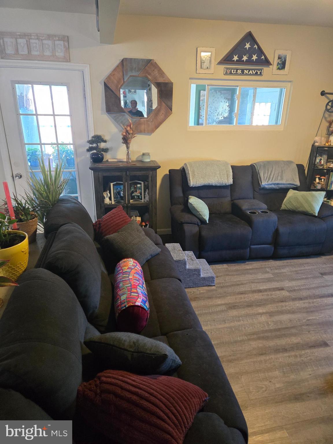202 Creek Road Bellmawr, NJ 08031 - Photo 11 of 27 living room