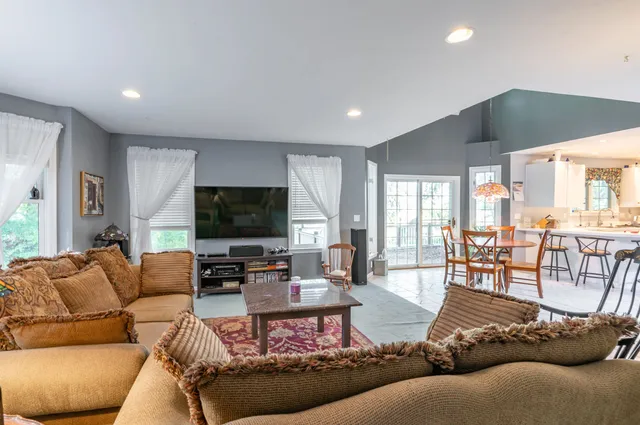 $1,950,000 | 12 Leclair Drive, Hudson, NH 03051